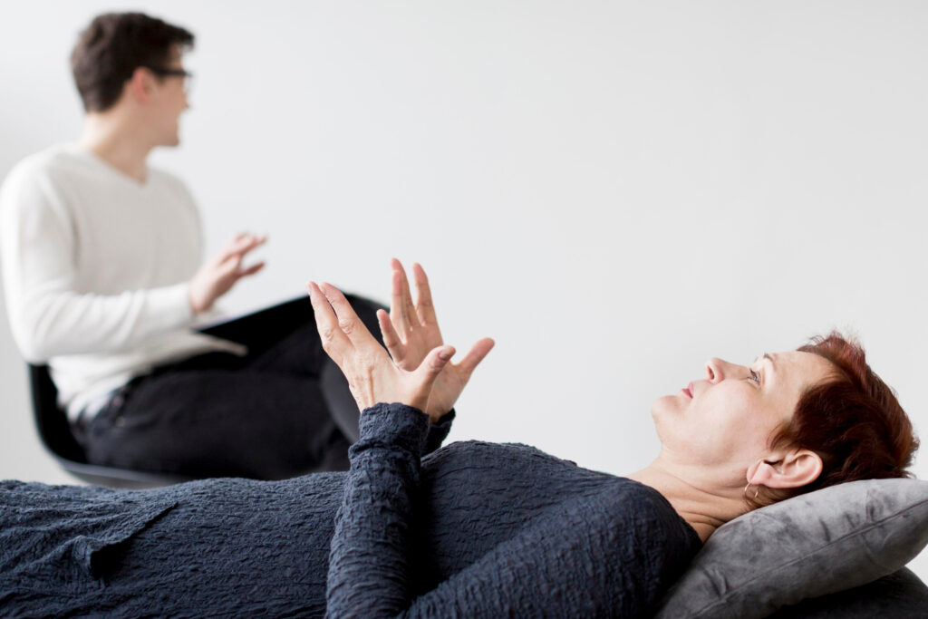 Psihoterapie: Descoperind Echilibrul Minte-Trup în Călătoria Către Vindecare și Binecuvântare