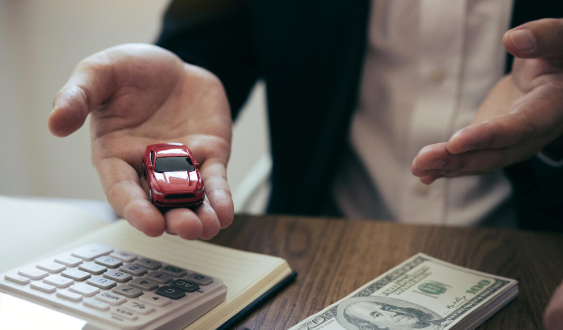 Pot amaneta o mașină care nu este înmatriculată pe numele meu